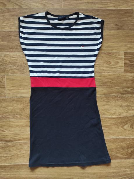 Letní šaty, tommy hilfiger,134