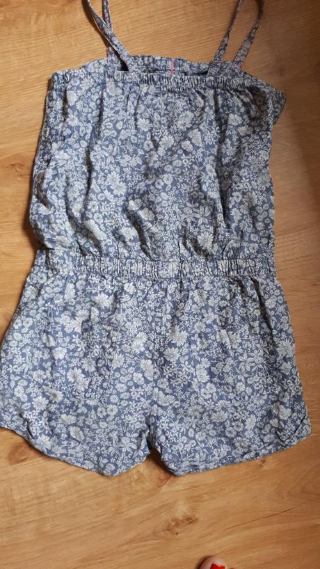 Lehoučký letní dívčí overálek, h&m,140