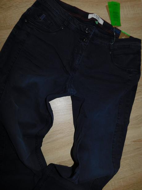 Dámské kalhoty, 42