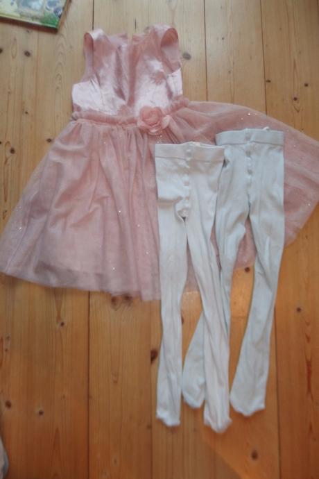 Saty + dvoje puncochace, h&m,110