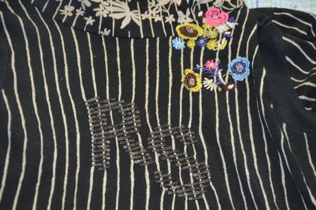 146 152 rolák s výšivkou a flitry, replay,152