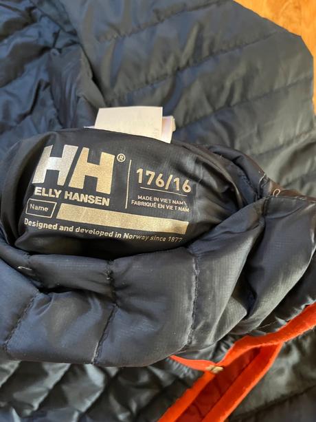 Lehká péřová oboustranná bunda hally hansen, 176