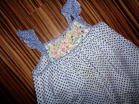 Pěkné modrobílé letní šaty s výšivkou, kids,116