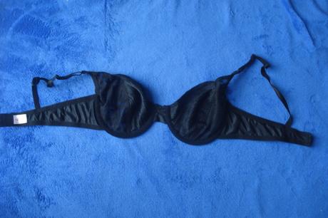 Podprsenka s kosticemi, evita,85b