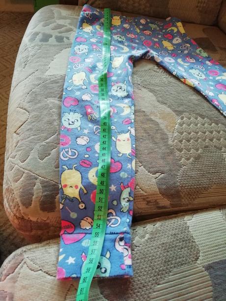 Hezké kvalitní pyžamko carters cca 3-4 roky-pěkný, carter's,98