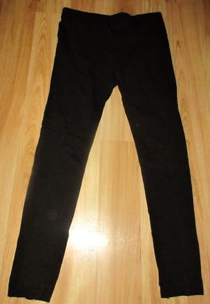 Legínové kalhoty, 146