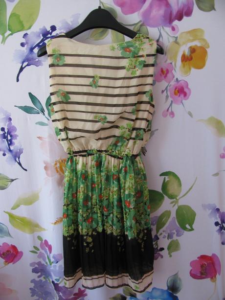 Letní květované šaty s bordurou, s