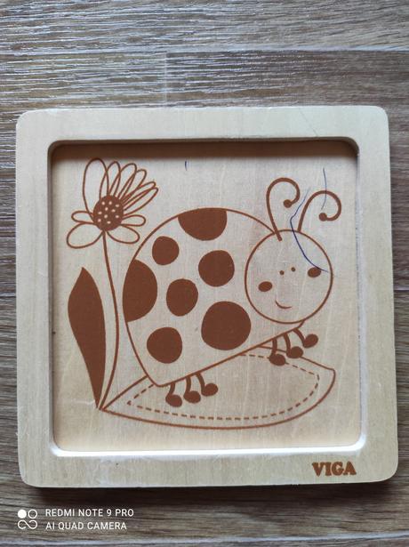 Dřevěné puzzle pro nejmenší 4 ks beruška, 