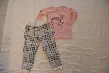 Pyžamo, lupilu,104