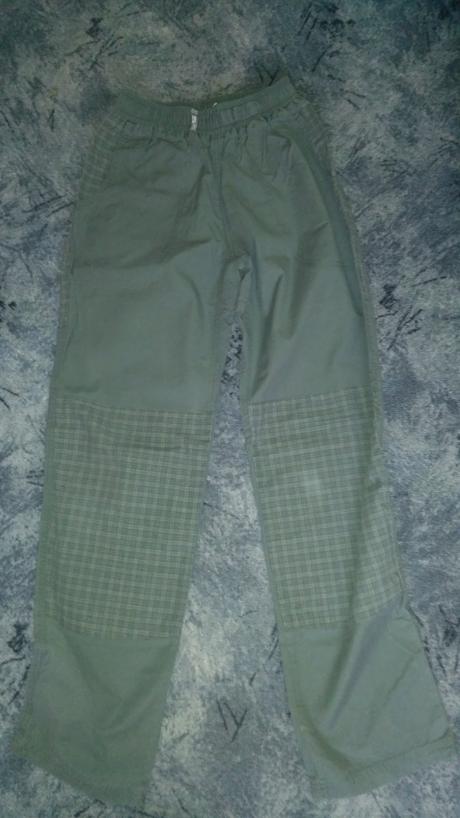 Kalhoty neverest a pláťáky, 140