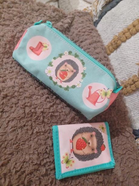 Penál + peněženka s ježkem ars una, 