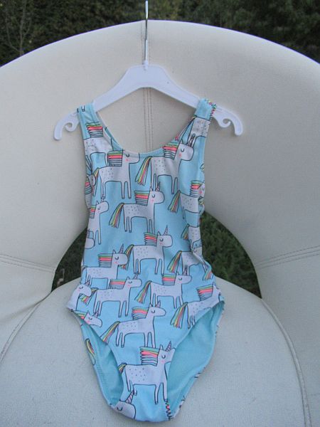 Dívčí plavky, next,116