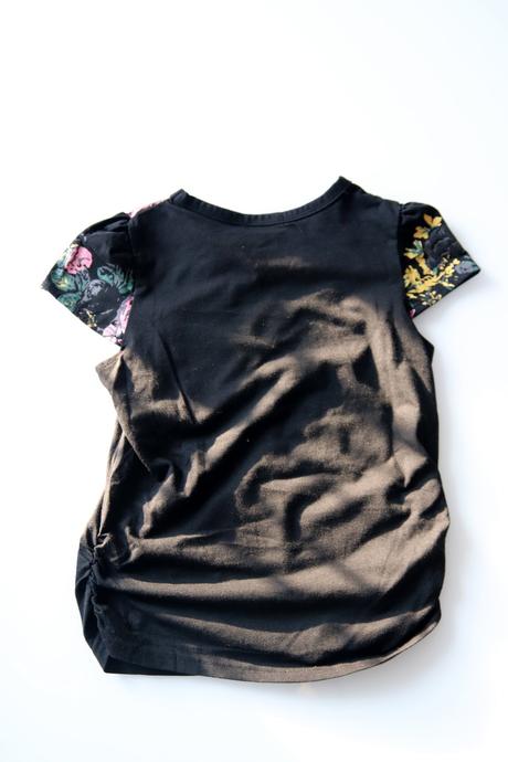 Dívčí komplet, 128