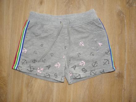 Dívčí šedé kraťasy zn. kugo vel.140, kugo,140
