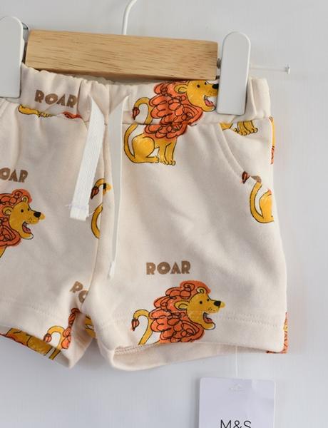 Kraťasy vel. 3 - 6 m, marks & spencer,68
