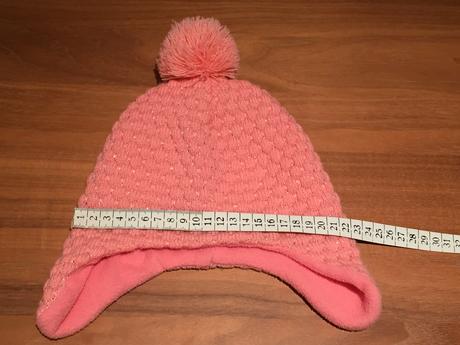 Čepice se stříbrnými nitkami, 86