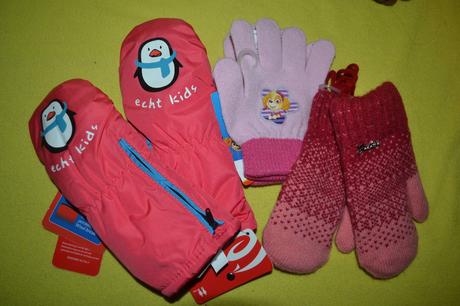 3x rukavice- prodloužené i klasické,4-6l., 110 / 116 / 122