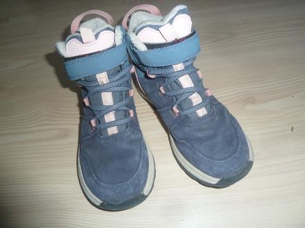 Zimní nbepromokave vyšší boty, decathlon,32