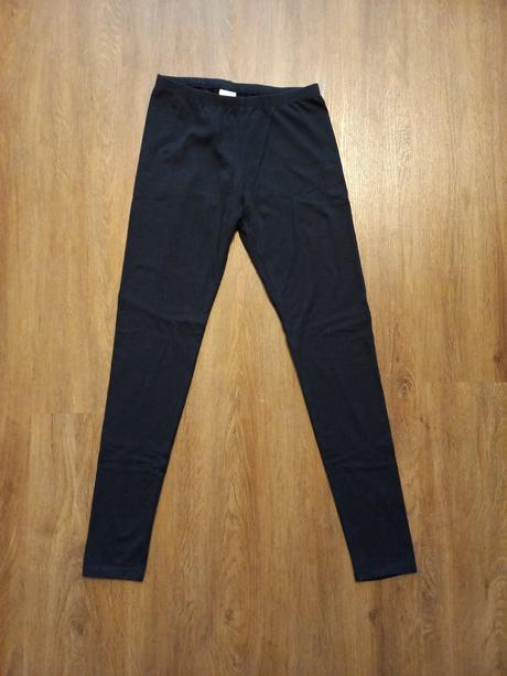 Černé legíny., decathlon,146