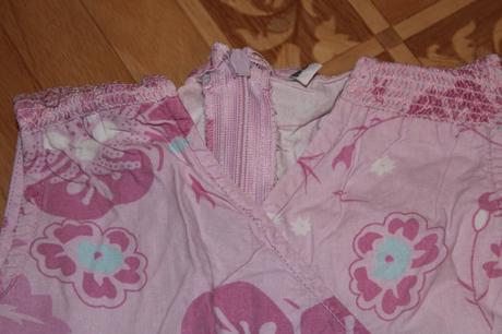 Dívčí šaty květy, 80