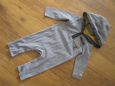 Overal s kapucí, marks & spencer,74