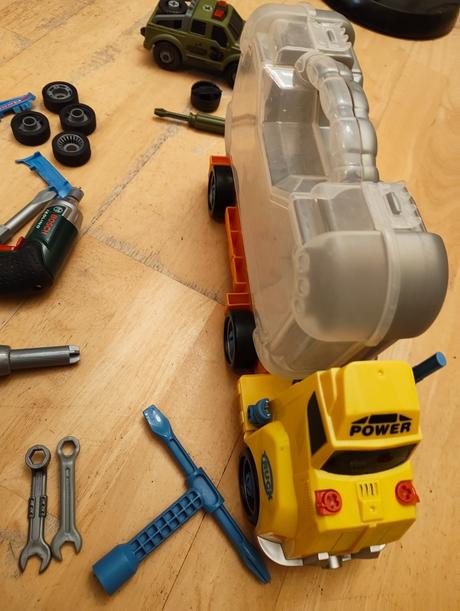 Sada šroubovacích aut, automechanik, 