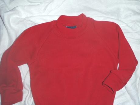 Pěkná červená mikina, 92