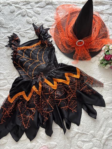 An26/ kostým čarodějnice s kloboukem - v.8/10 let, 