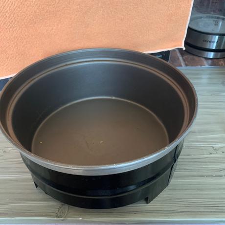 Remoska s nerez víkem a skleněným průzorem, 