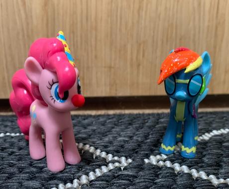 Sada poníkov my little pony a časopisov, zošitkov, 