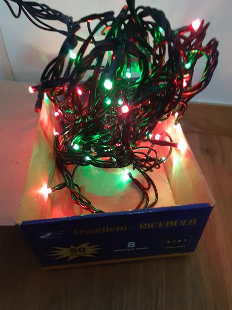 Světýlka na stromeček., 