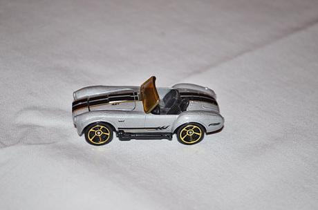 Auto hot wheels angličák, 