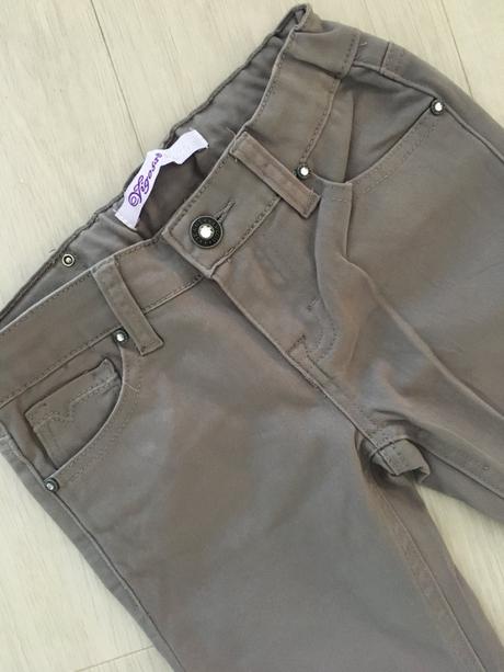 Dívčí kalhoty vigoss jeans (7 let), 122