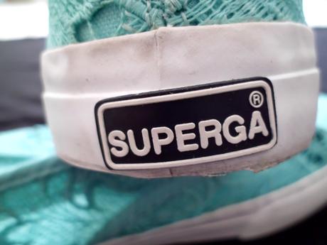 Superga slip on, 37