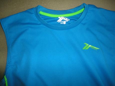 Jako nové funkční tílko tenth, vel. 8 let, 128