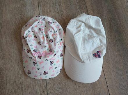 Dvě kšiltovky vel.116-128, disney,122
