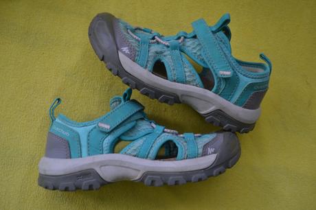 Lehoučké sandály v.30,stélka 19,5cm, quechua,30