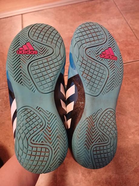 Sálovky adidas, vel. 32, adidas,32