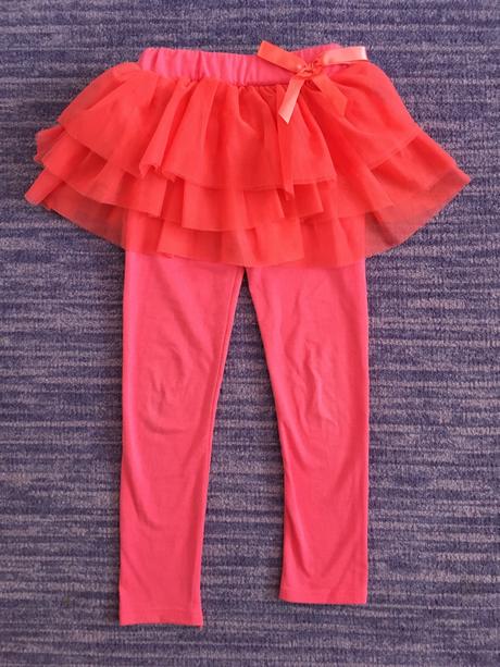 Legíny se všitou tylovou sukní, 104