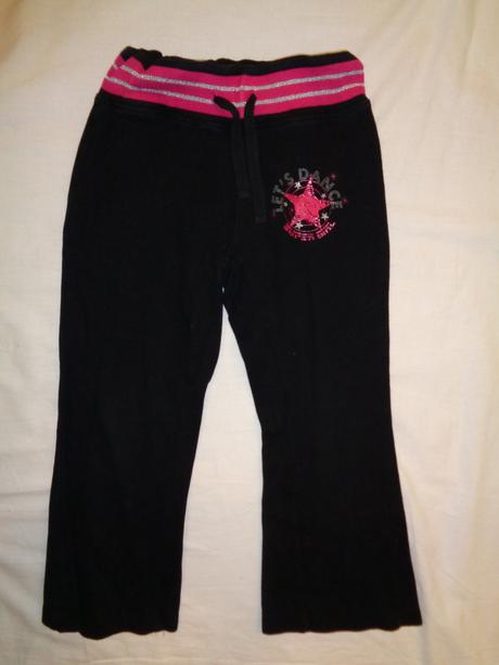 Pěkné černorůžové tepláky, kik,122