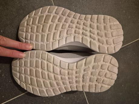 Tenisky adidas s bílou podrážkou vel. 37,5, adidas,37