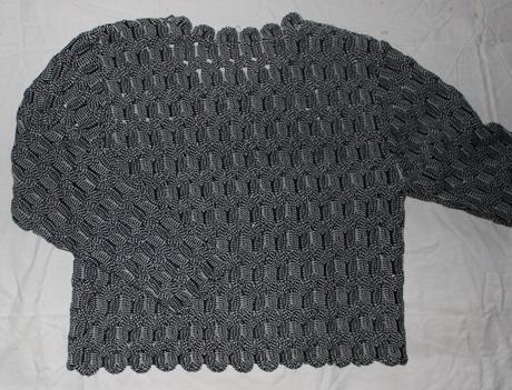 Vb166. ažurový melírovaný svetřík 12-13 let, 158