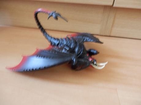 Bezzubka, bílá běska - spinmaster - 3 draci,