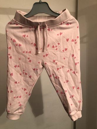 Růžové tepláčky, 80