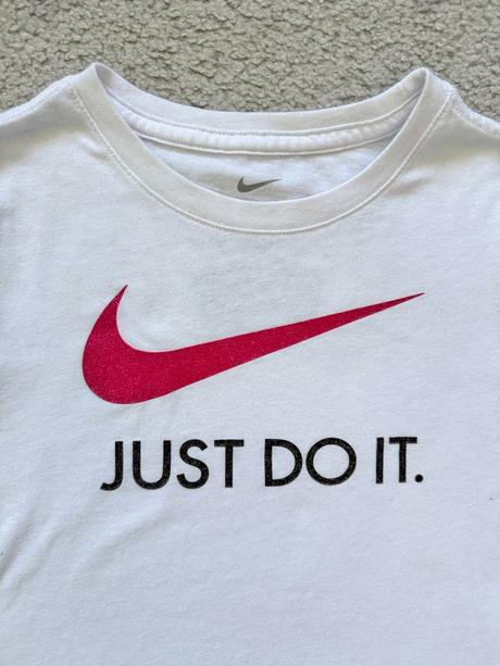 Tričko nike glitry, vel. 116/122, nike,116