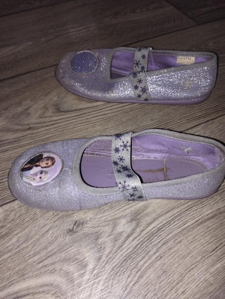 Licencované baleríny frozen, 32