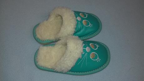 Dětské pantofle s beránkem, 24