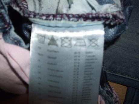 Džínsy se šátkovým páskem, dopodopo,116