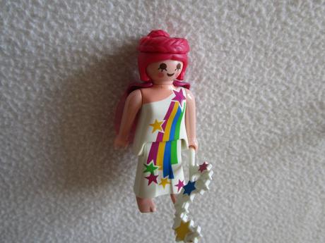 Figurka víly s pohyblivými křídly zn. playmobil, 