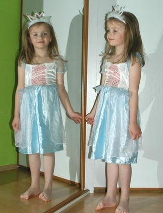 Karnevalové světle modré šaty pro vílu, 